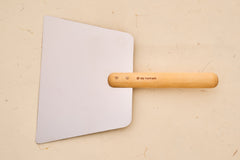 Iris Hantverk Dough Scraper with Handle
