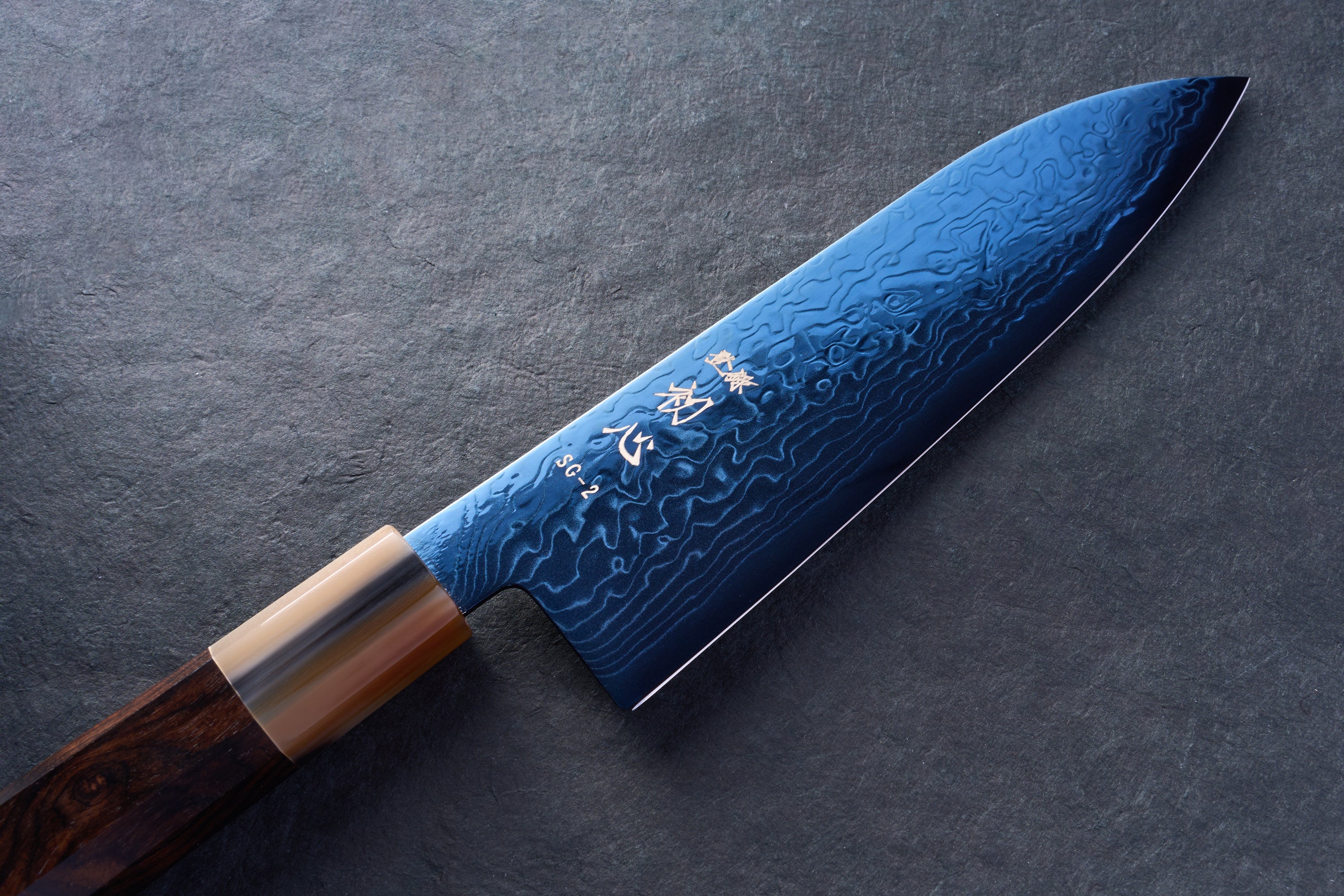 Hatsukokoro Ryuhyo SG2 Damascus BLUE Santoku 180mm