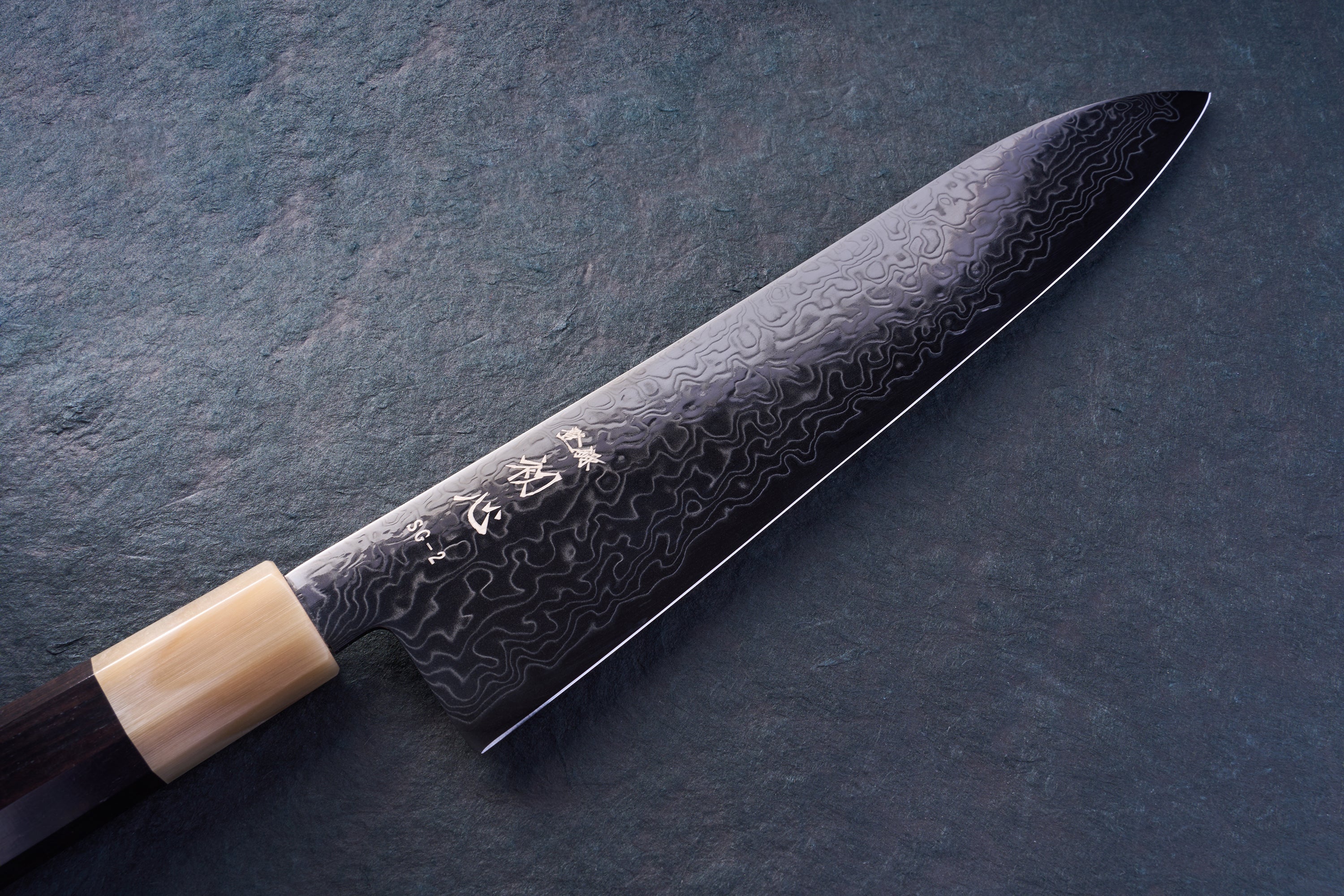 Hatsukokoro Ryuhyo SG2 Damascus BLACK Gyuto 210mm